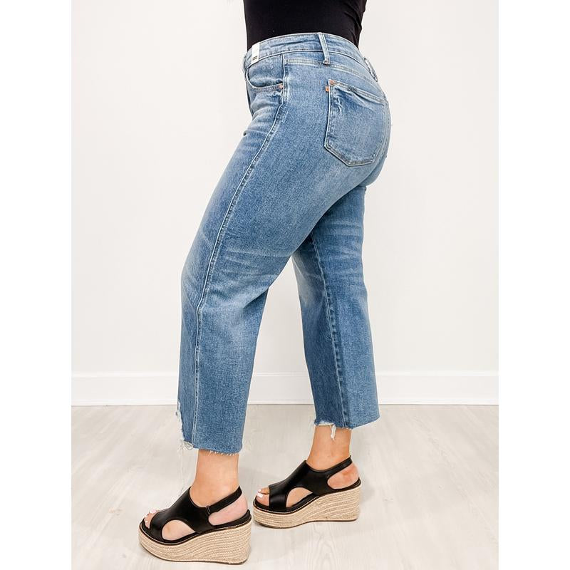 Judy Blue QUEEN of the CROP Hi-Waist Cropped Jeans